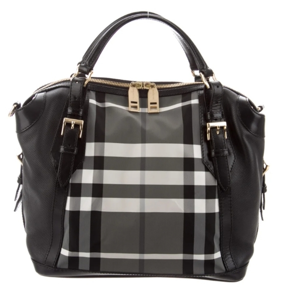 Burberry bag - Picture 1 of 4